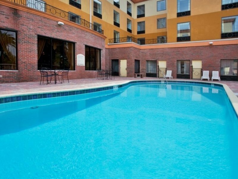 Фото Country Inn & Suites by Radisson, Tampa Rj Stadium