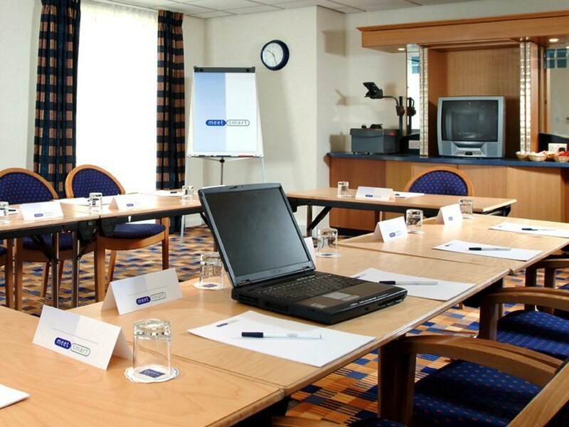 Фото Holiday Inn Express Manchester East, an Ihg Hotel