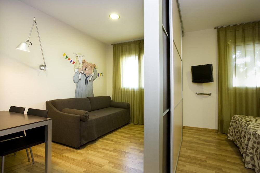 Фото Hotel La Perla