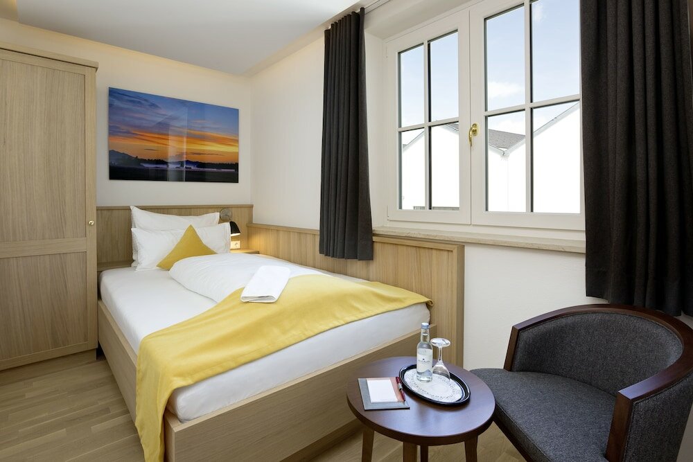 Фото Hotel Hirsch