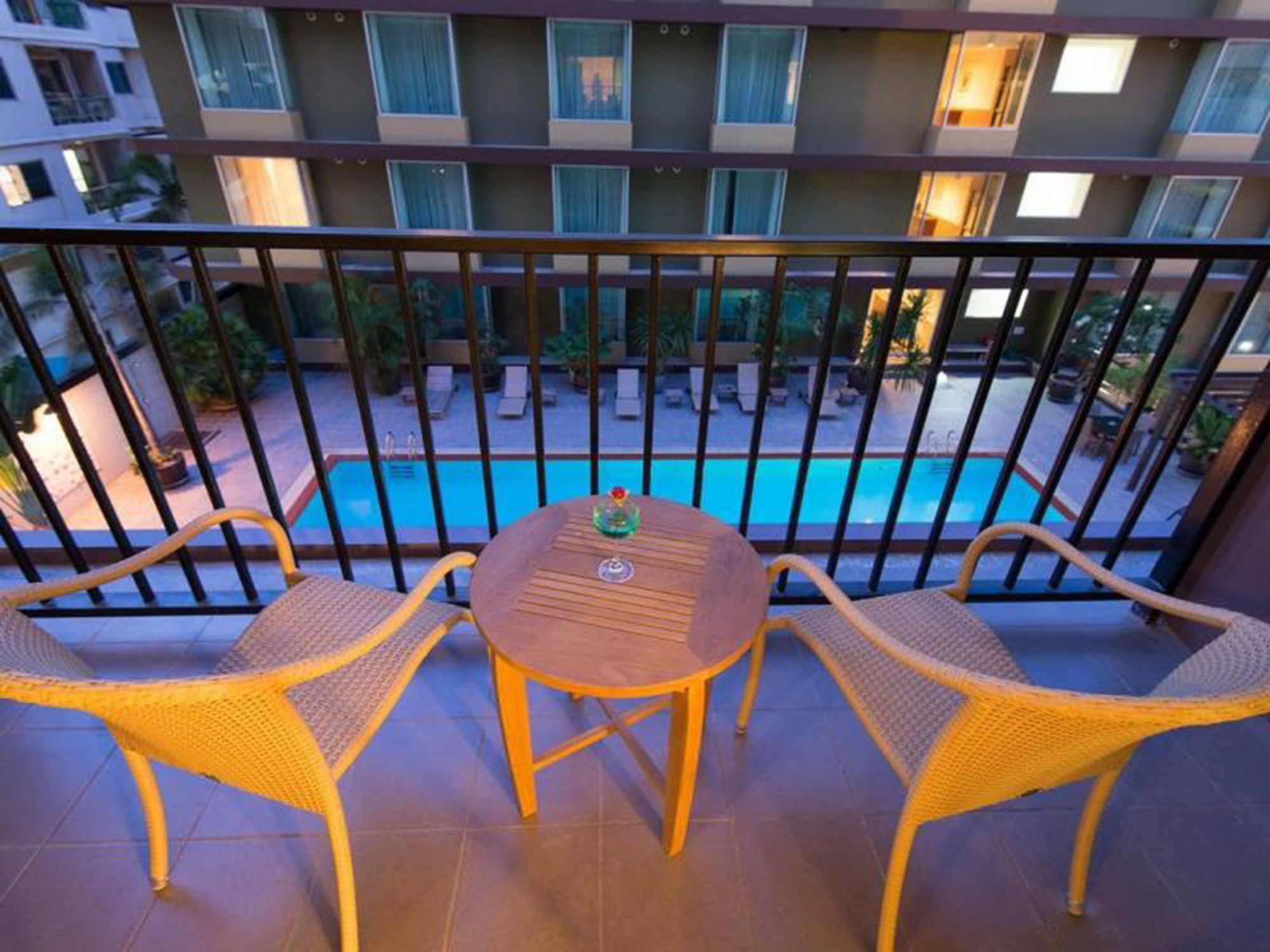 Фото Dynasty Grande Hotel