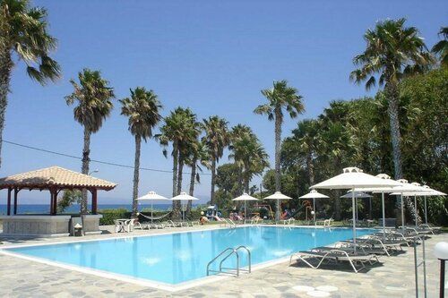 Внешний вид отеля Andromeda Hotel Apartments в Ираклисе, фото 4