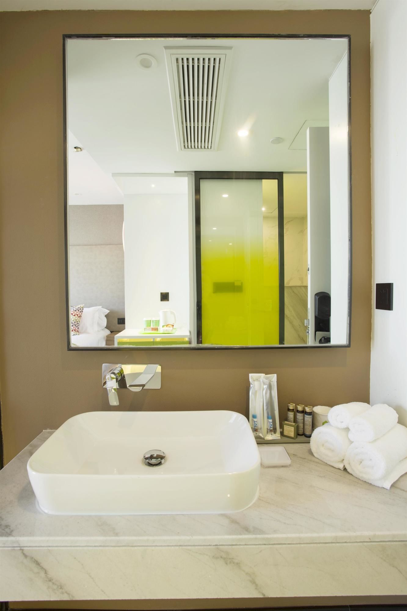 Фото Campanile Yangzhou Slender West Lake