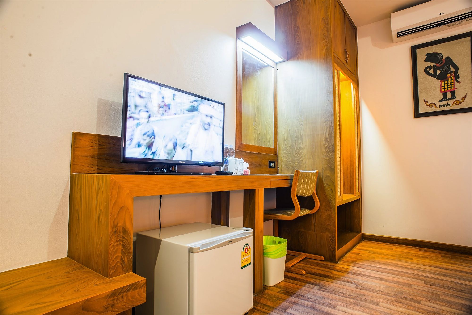 Фото Jingjit Hotel