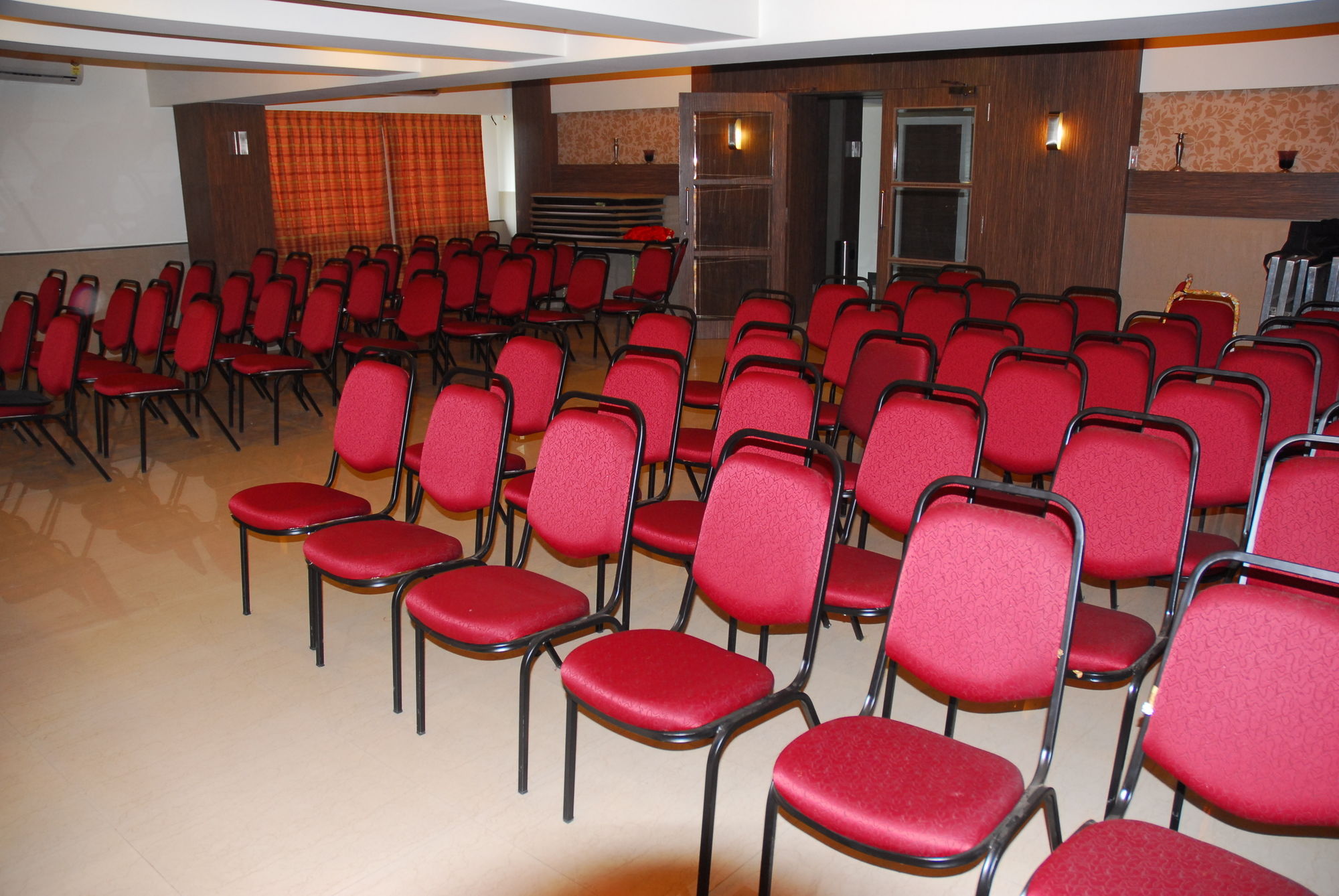 Фото Hotel Mourya Residency