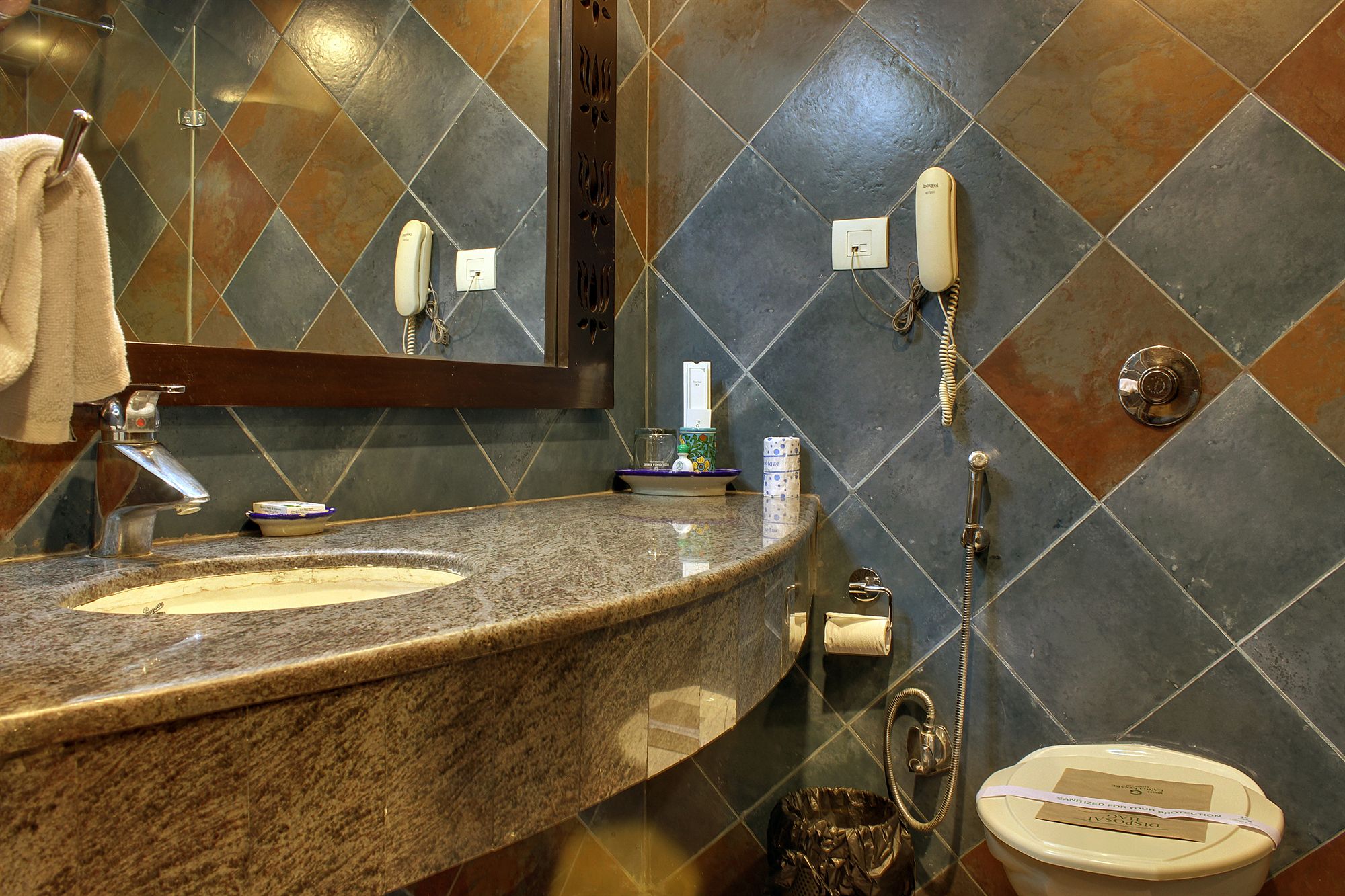 Фото Ganga Kinare- A Riverside Boutique Resort, Rishikesh