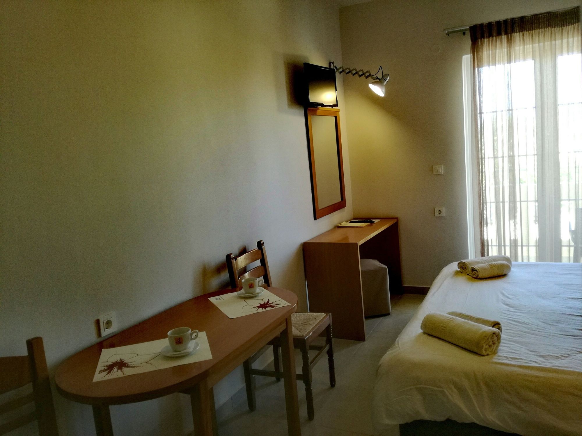 Фото Amaryllis Hotel Apartments