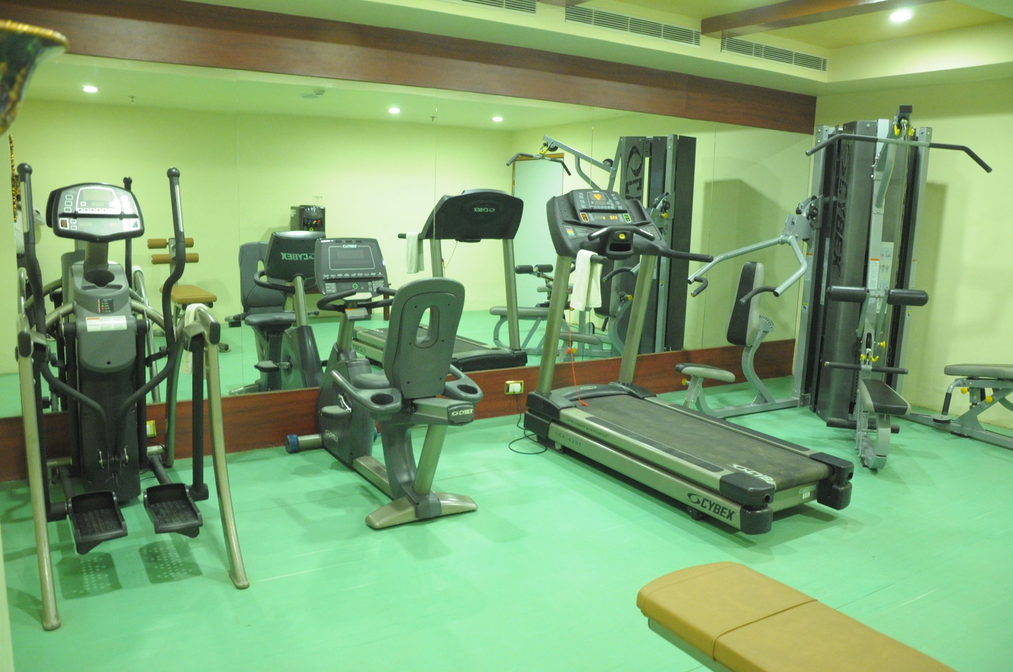 Фото Chokhi Dhani The Palace Hotel