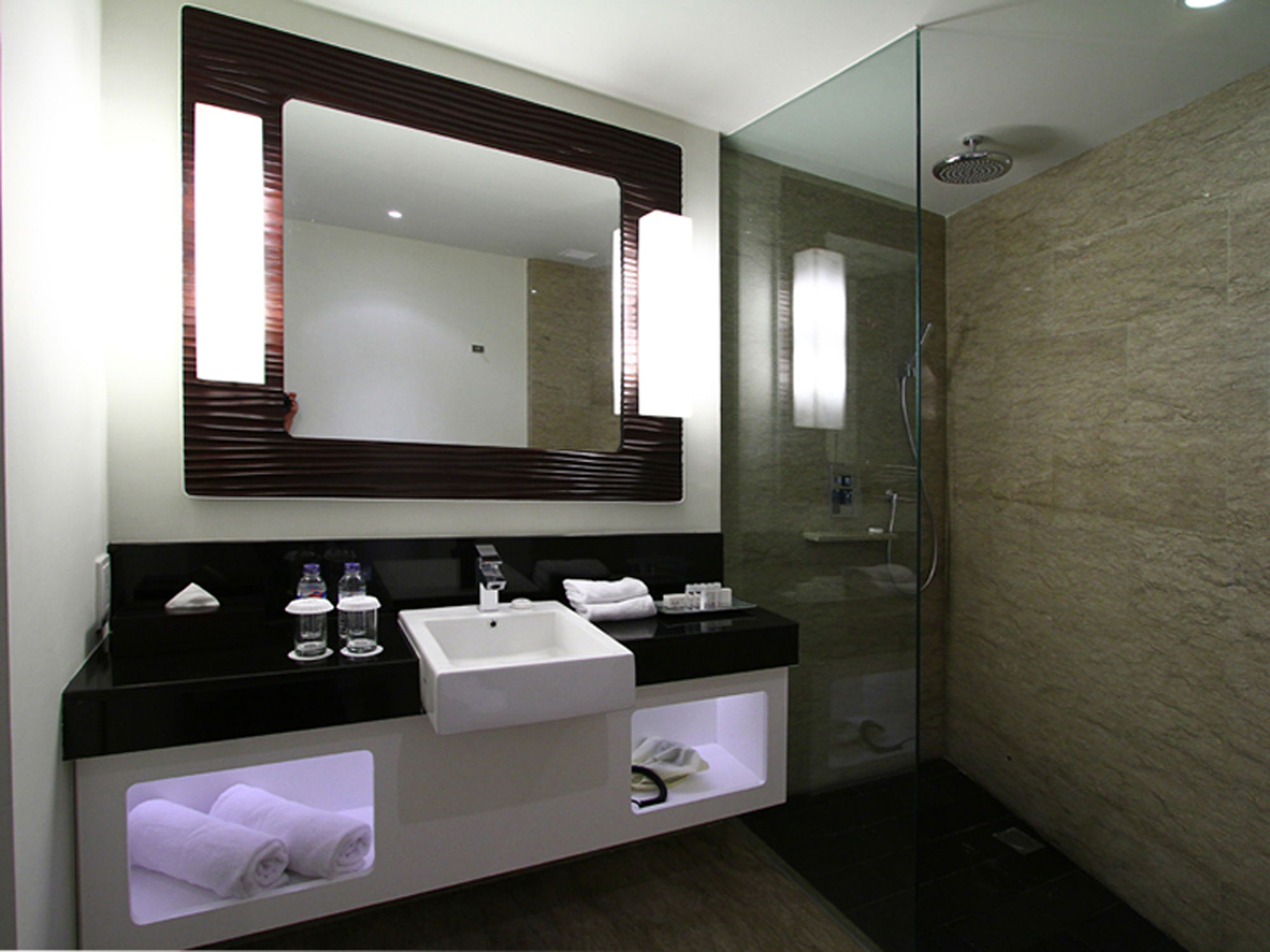 Фото Sensa Hotel