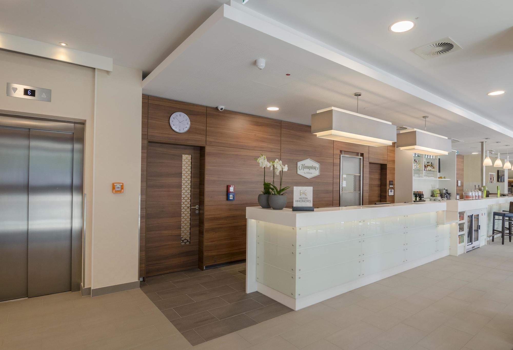 Фото Hampton by Hilton Frankfurt City Centre Messe