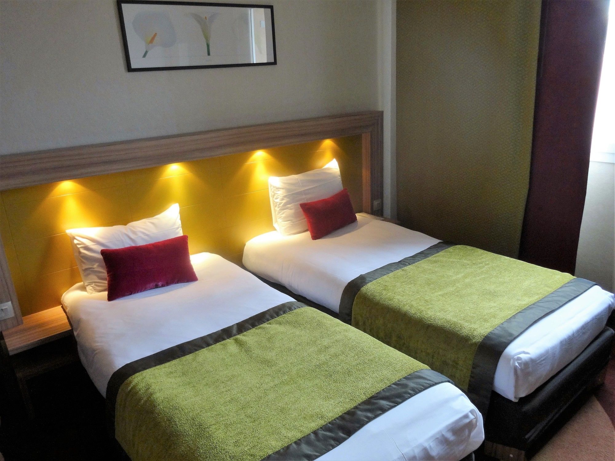 Фото Hotel Mercure Libourne Saint-Emilion