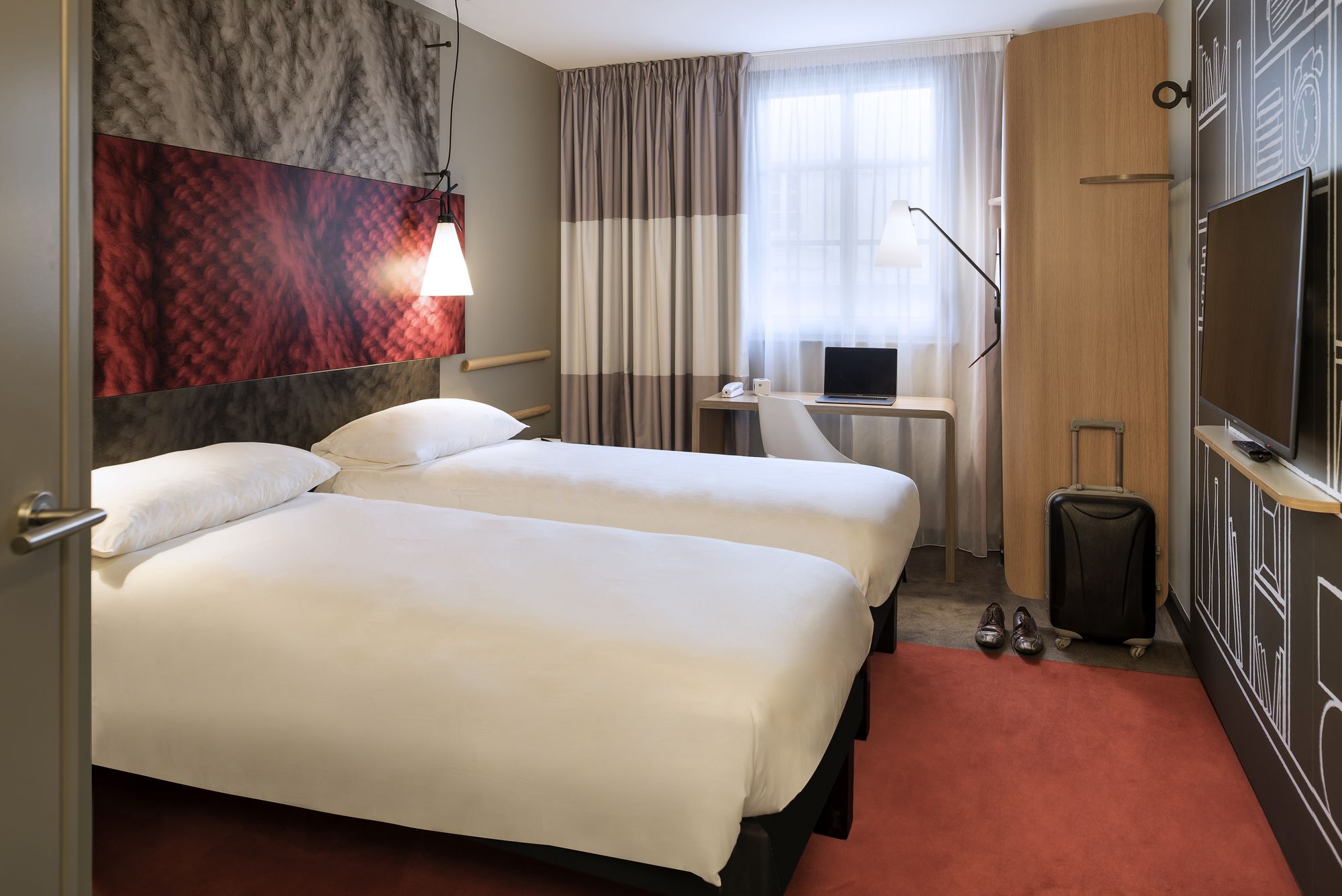 Фото ibis Château de Fontainebleau