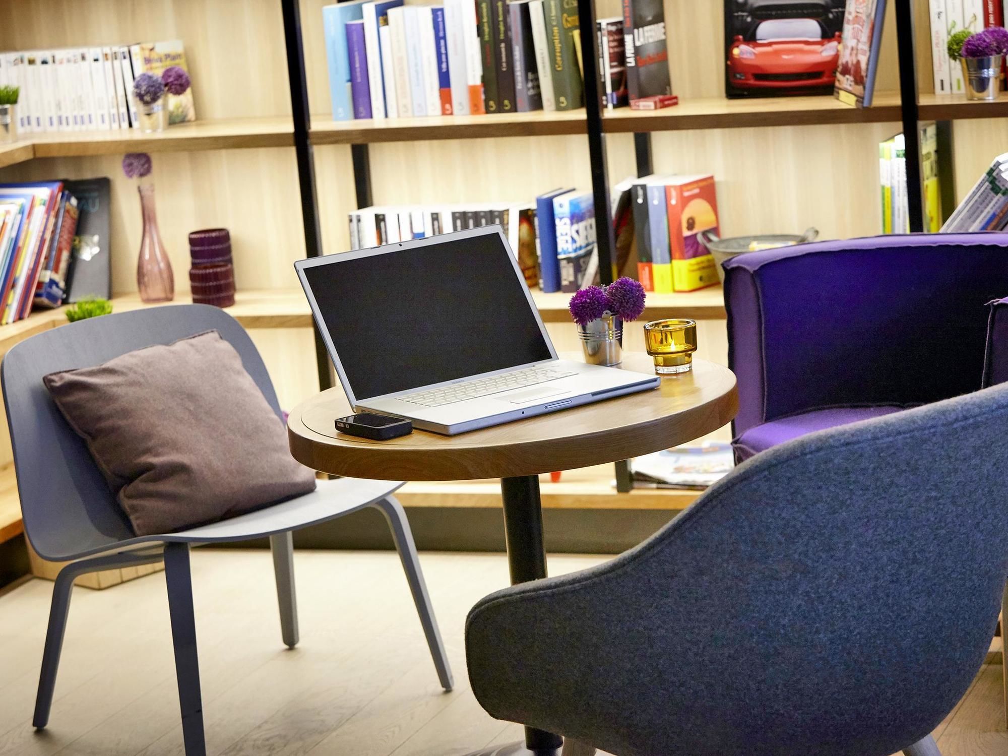 Фото Campanile Le Blanc Mesnil