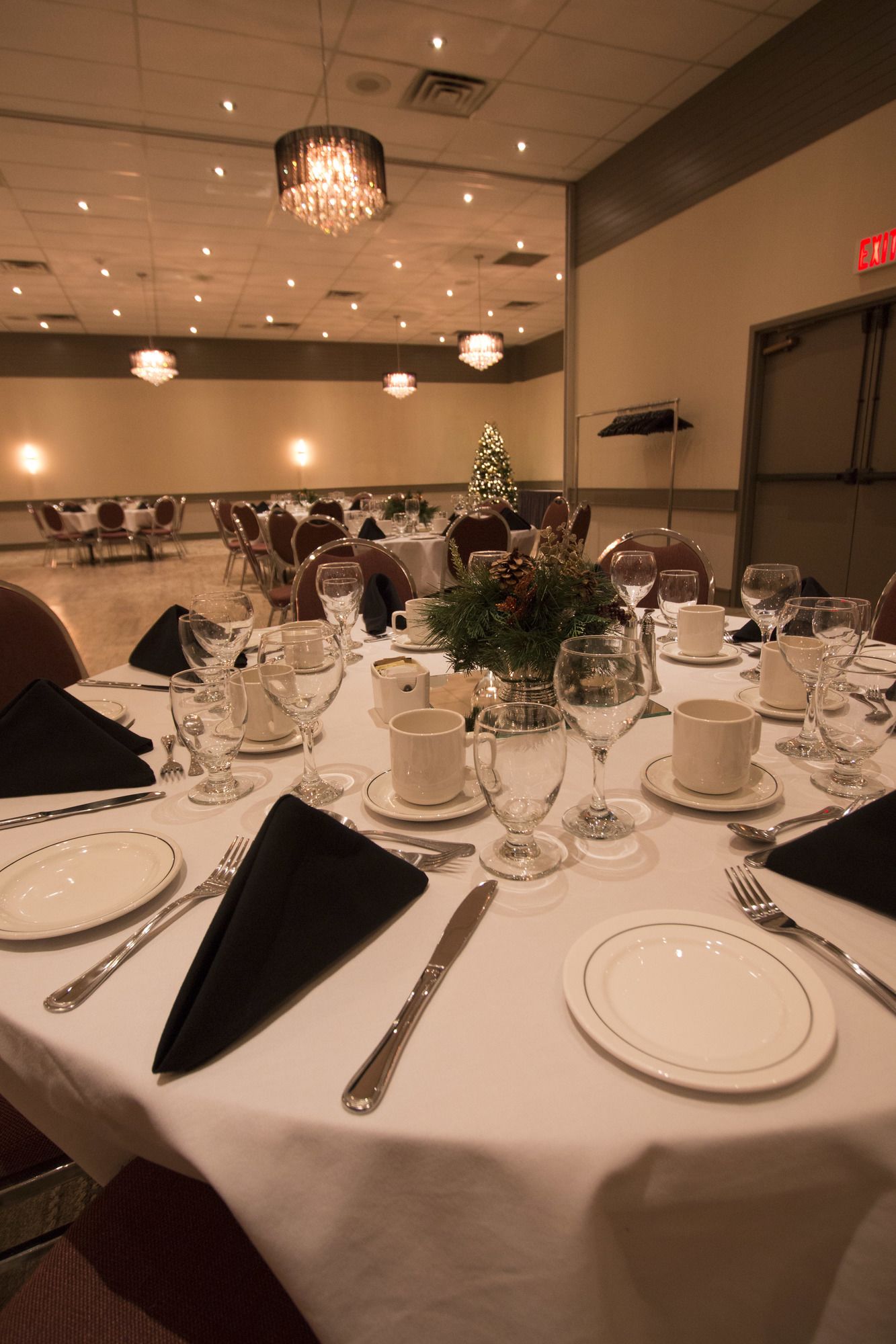 Фото Ramada by Wyndham Northern Grand Hotel & Conference Centre