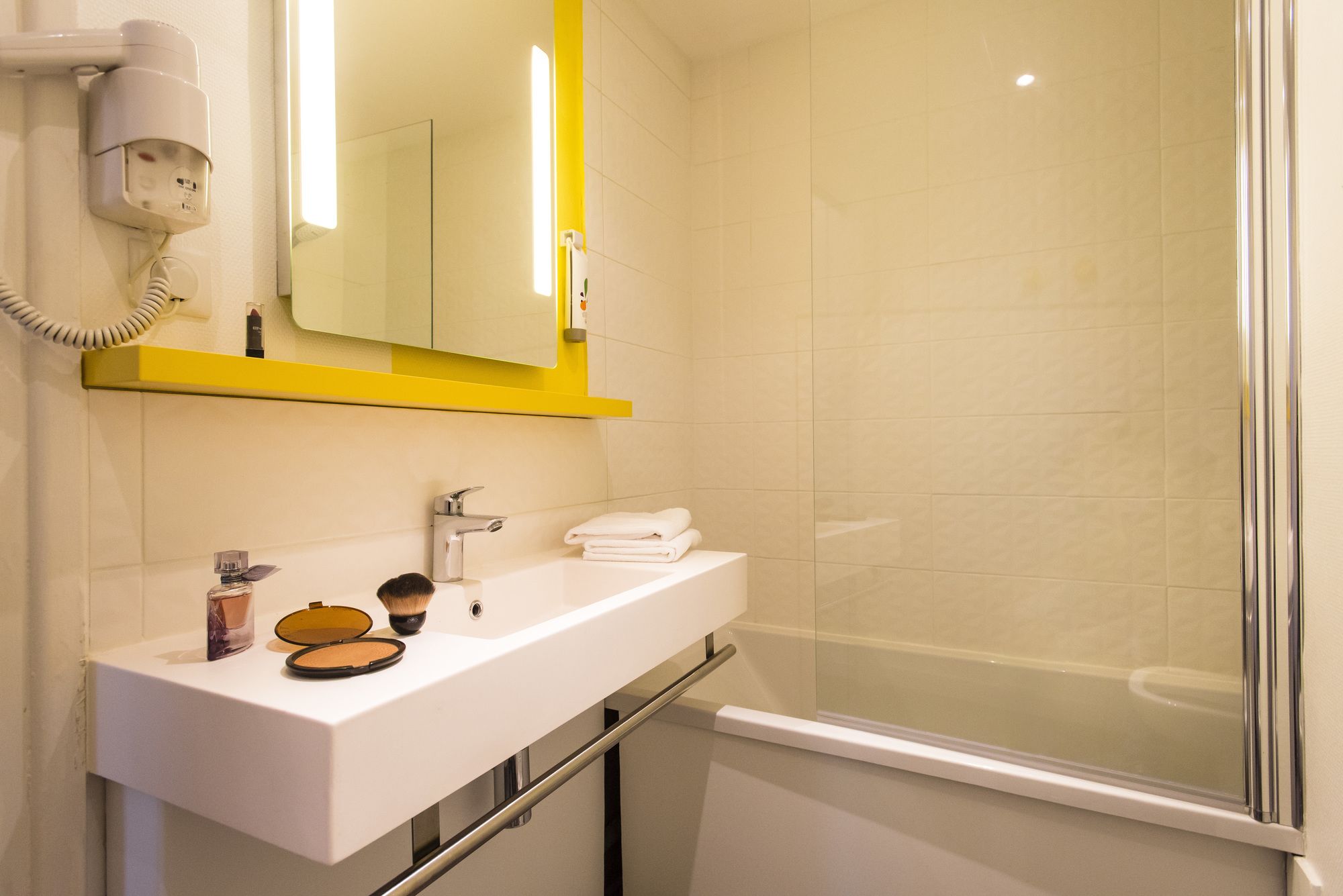 Фото Hotel Ibis Styles Rouen Centre Cathedrale