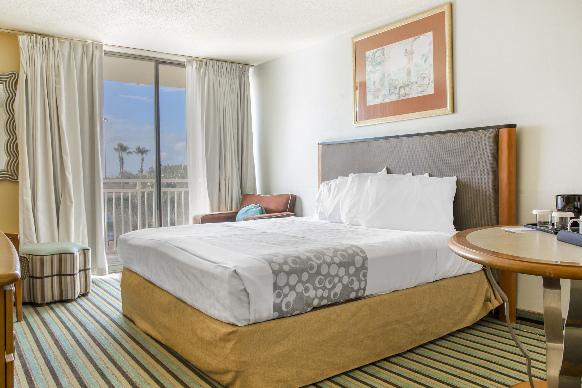 Фото Orlando International Airport Hotel