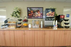 Гостиница H3 Inn & Suites - Lax Airport - Los Angeles