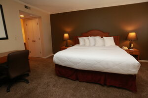 Sterling Hotel and Suites (11428 Forest Avenue,Clive,Iowa 50325,), hotel