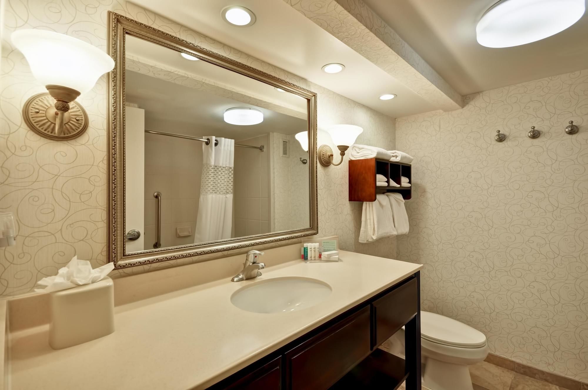 Фото Hampton Inn Charleston/Mount Pleasant-Patriots Point