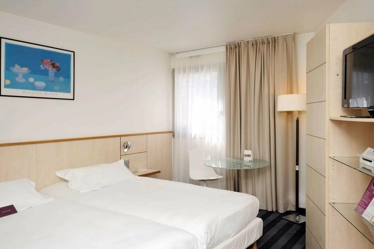 Фото Hôtel Mercure Ajaccio