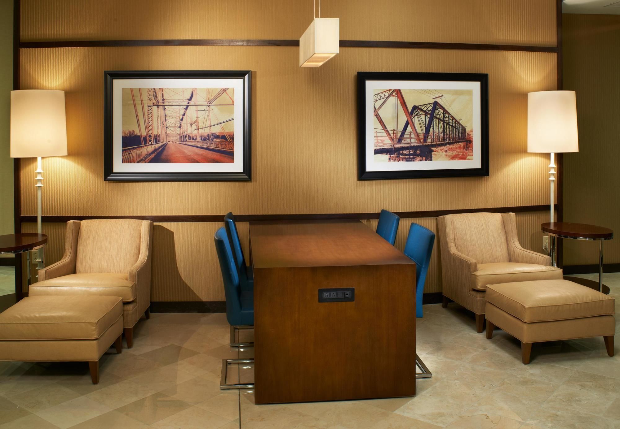 Фото Charleston Marriott Town Center