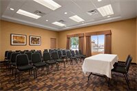 Фото Days Inn & Suites by Wyndham Winnipeg Airport Manitoba
