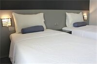 Фото Leez Inn Malate