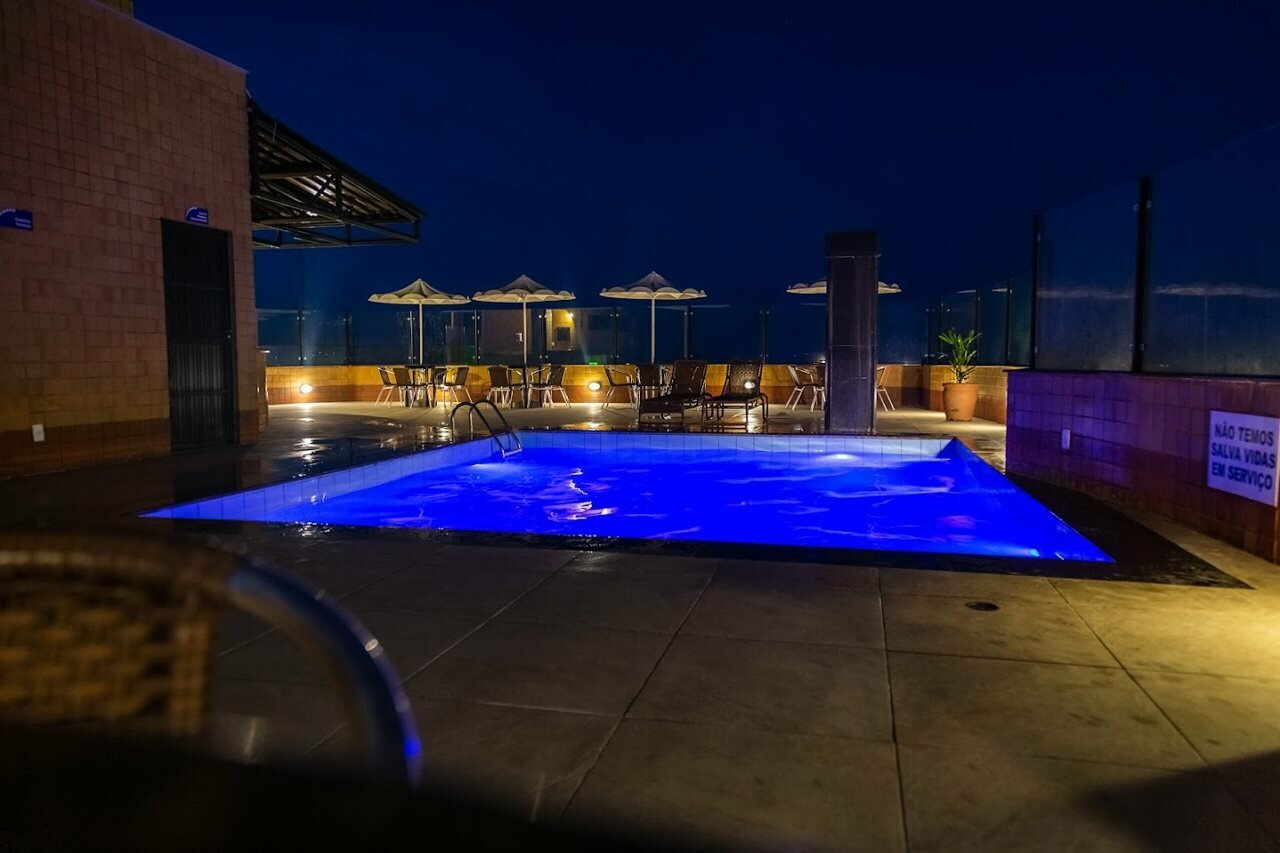 Фото Plaza Praia Suites