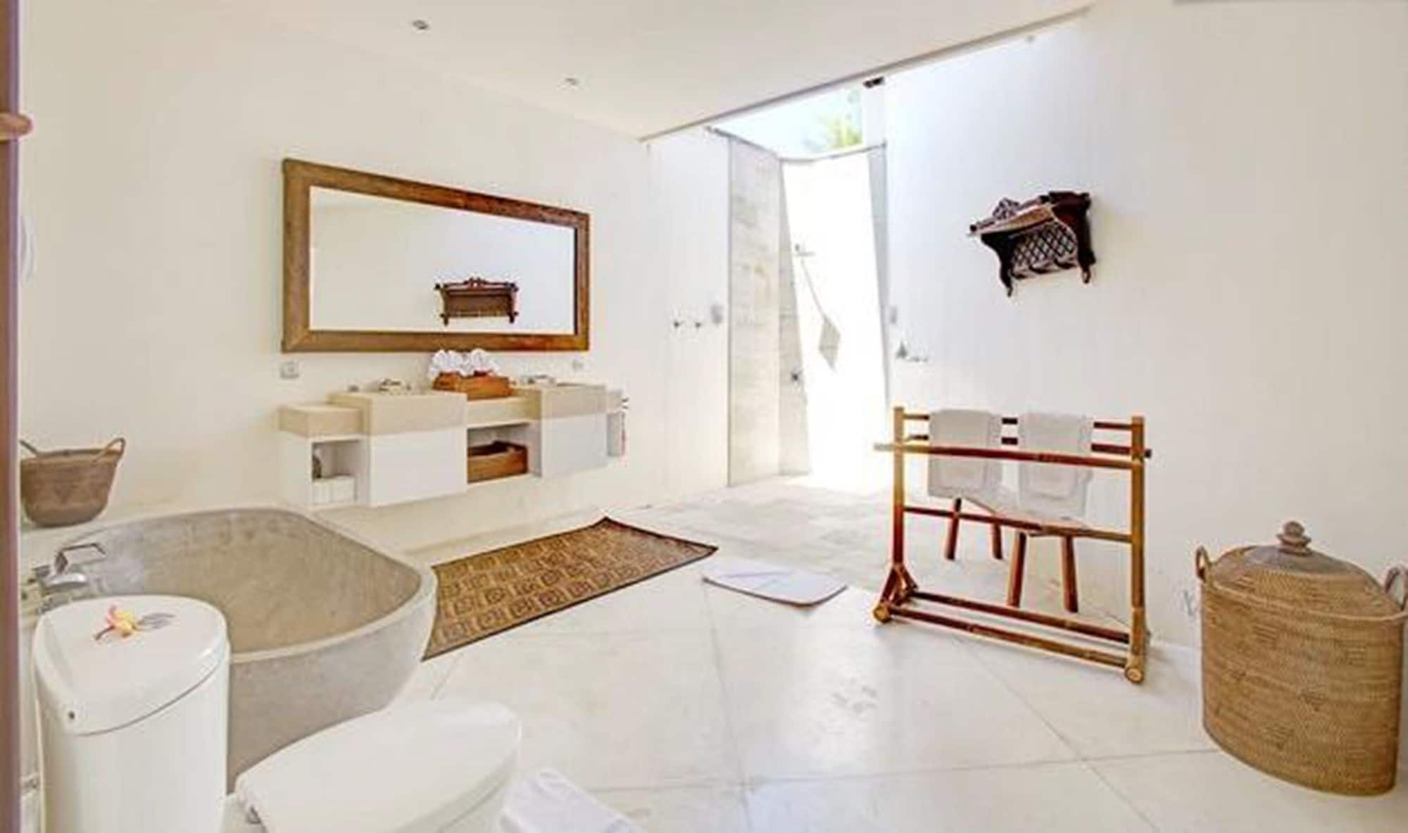 Фото Villa Sahaja