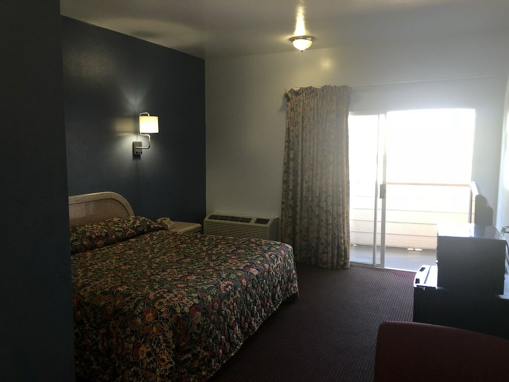 Фото Moonlite Inn Redondo Beach