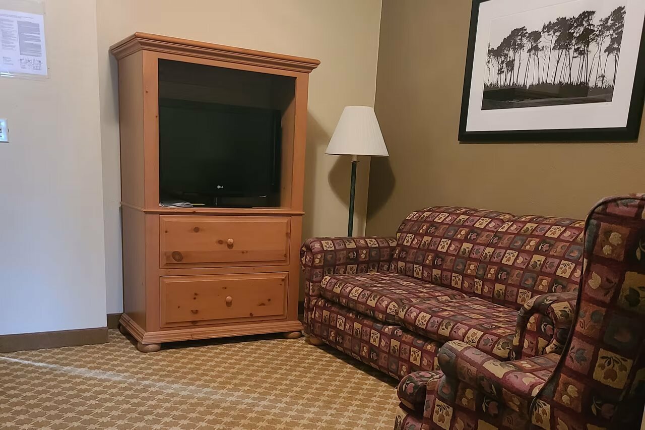 Фото AmericInn by Wyndham Galesburg