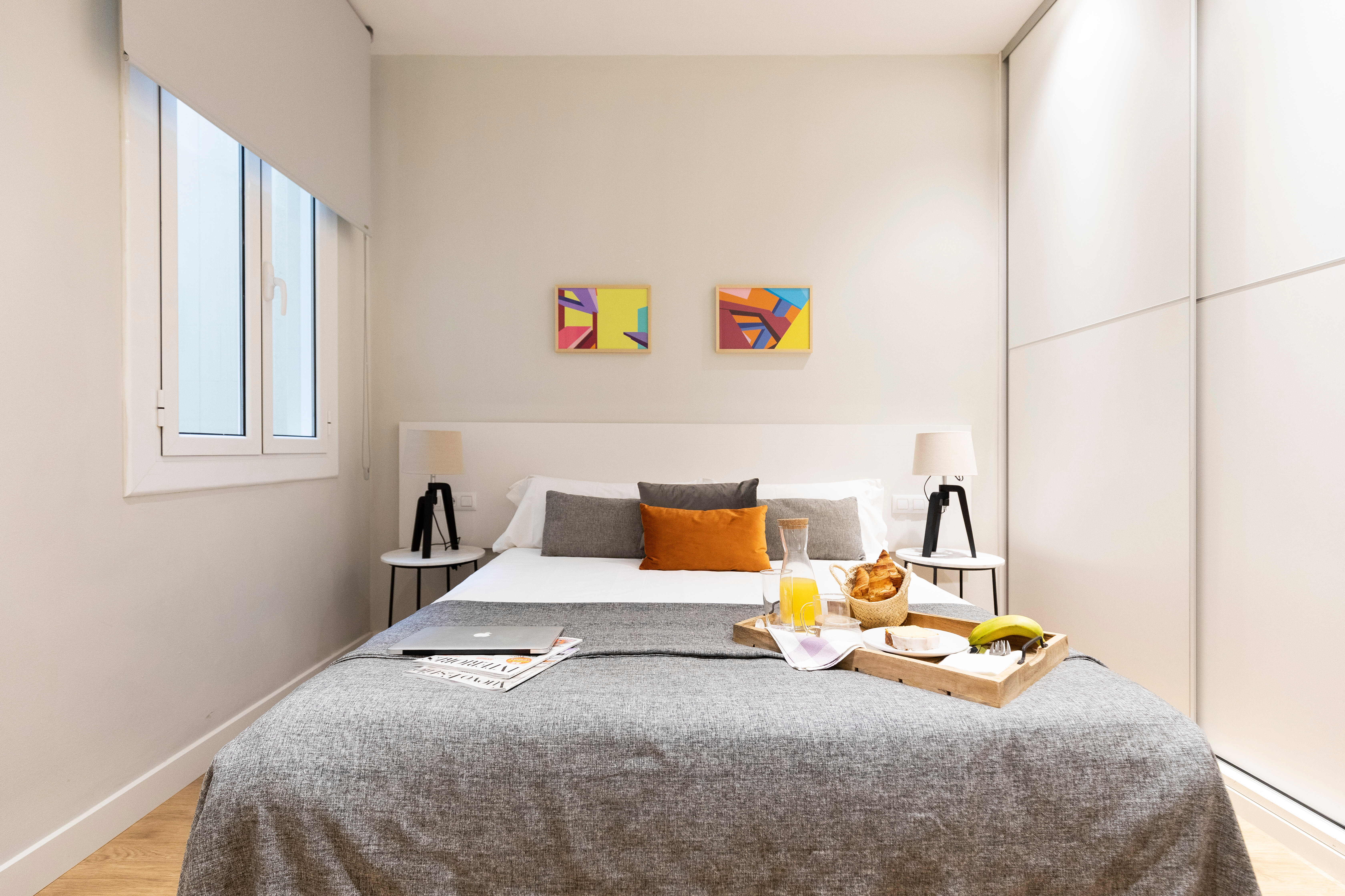 Фото Aspasios Urquinaona Design Hotel