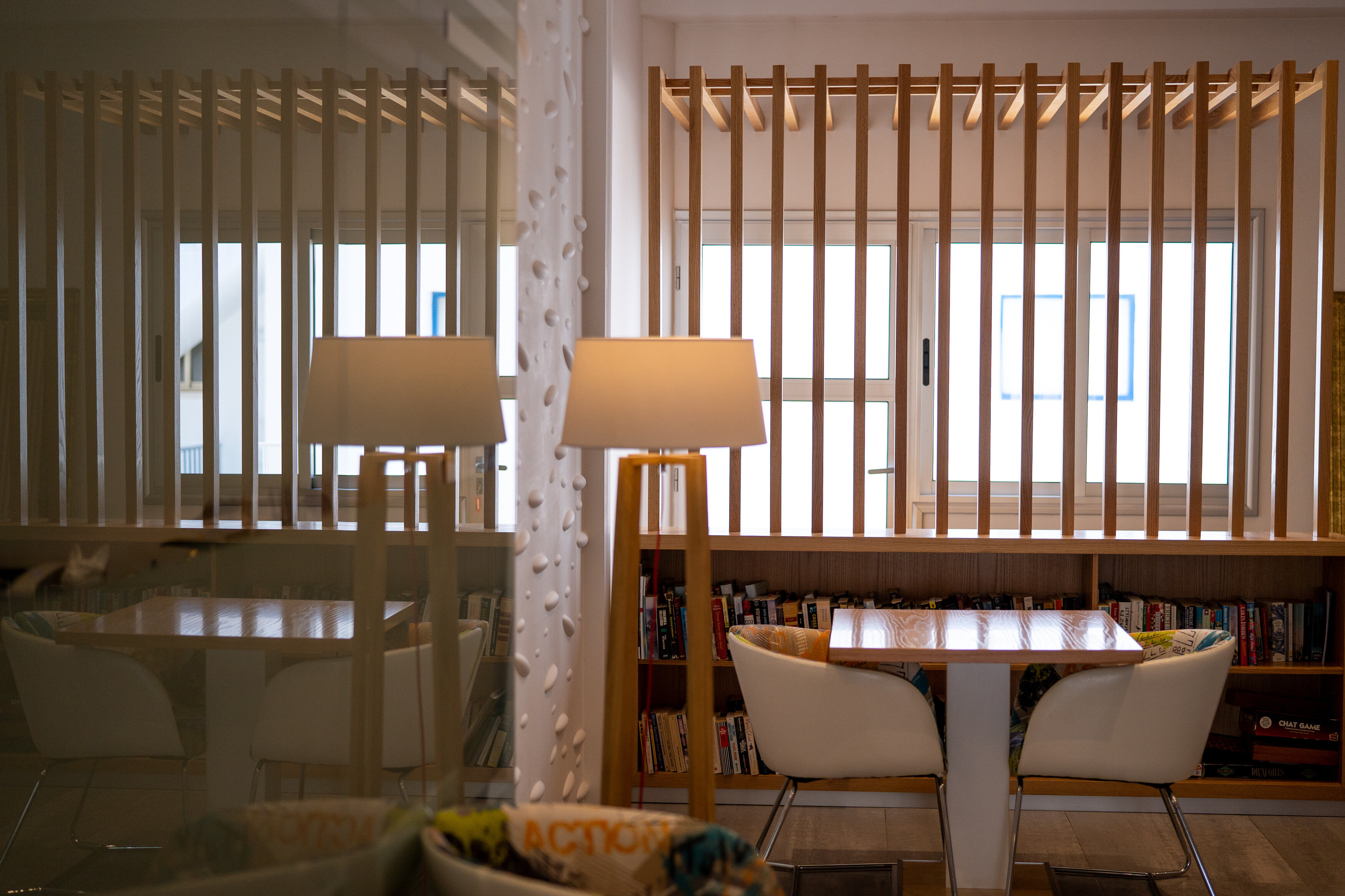 Фото Vrachia Beach Hotel & Suites - Adults only