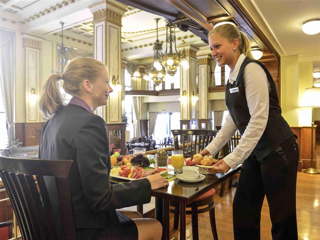 Фото Mövenpick Hotel Budapest Centre