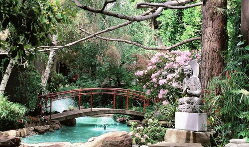 Гостиница Dinah's Garden Hotel в Пало-Альто