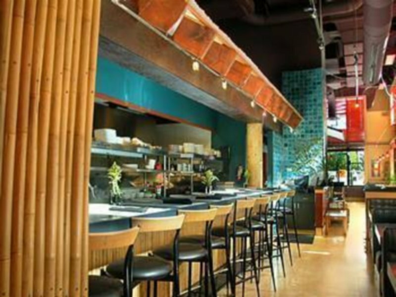 Фото The Paramount Hotel