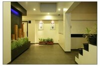 Фото Oyo 697 The Sirona Hotel