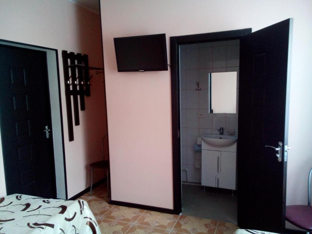 Фото Гостевой Дом на Степана Разина 80