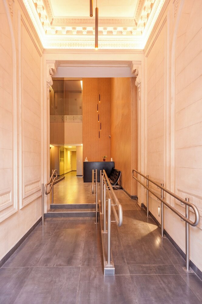 Фото CloudBA Thames Soho Apartments