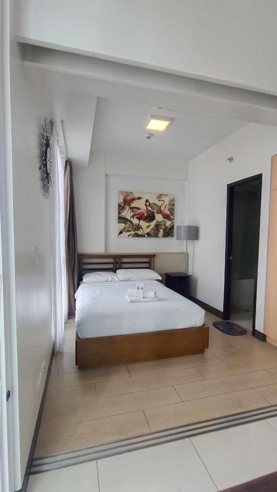 Фото 8 Newtown Boulevard