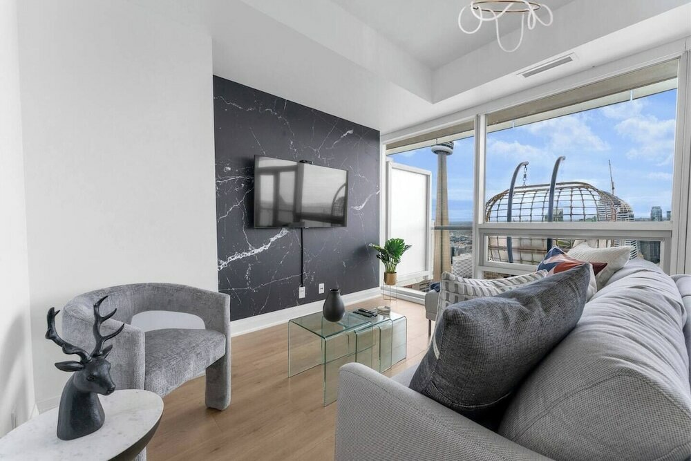 Фото The Harbour Toronto