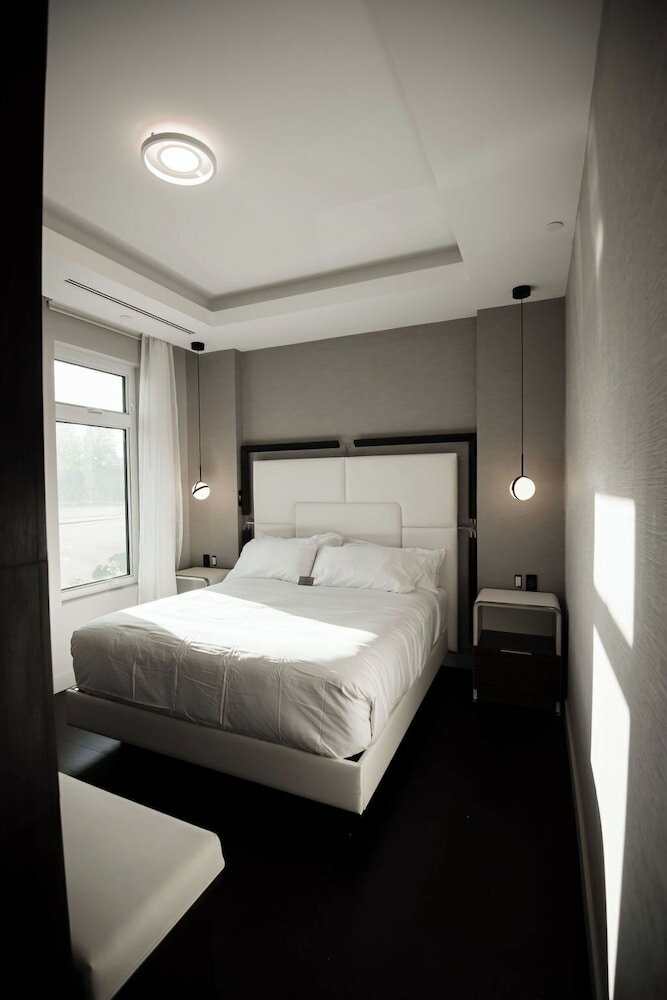 Фото The Reid Hotel