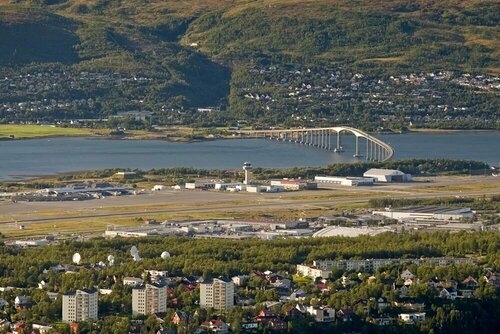 Havaalanları Tromso Airport, Langnes, Tromsø, foto