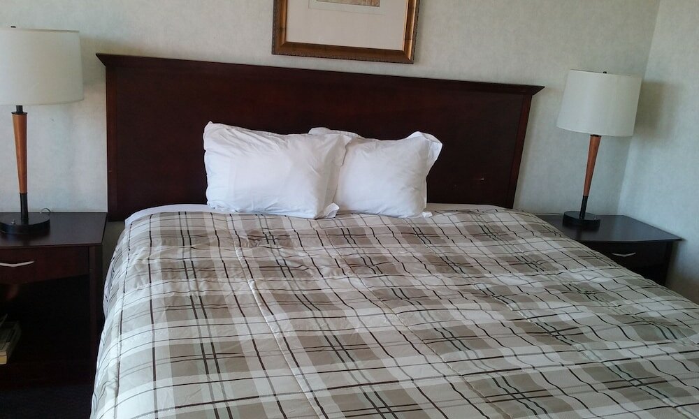 Фото Richland Inn and Suites