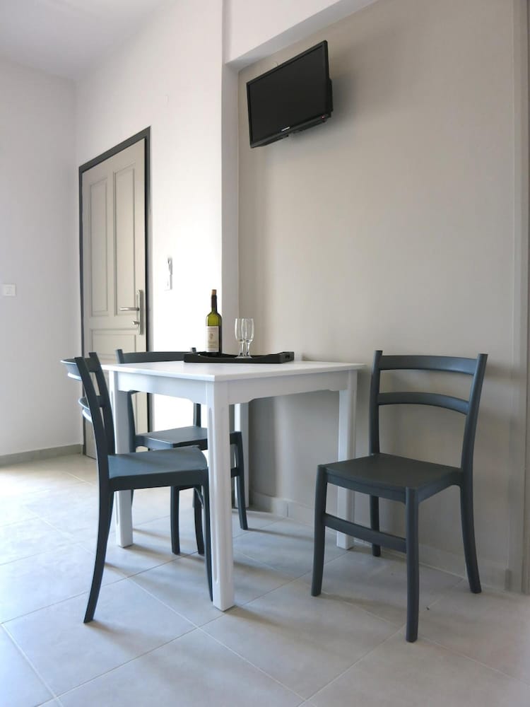 Фото Amaryllis Hotel Apartments