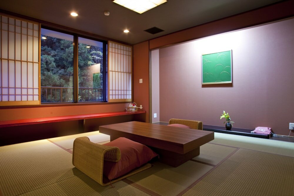 Фото Yamanaka Onsen Ohanami Kyubei