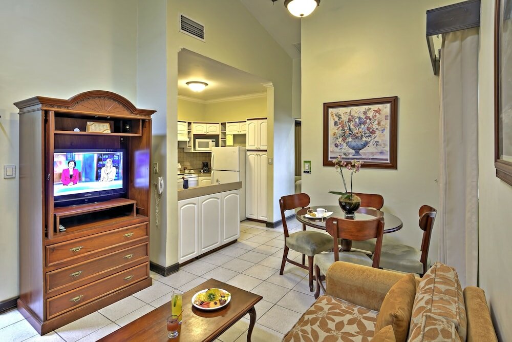 Фото Casa Conde Hotel & Suites