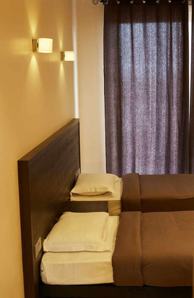 Фото Axis Suites