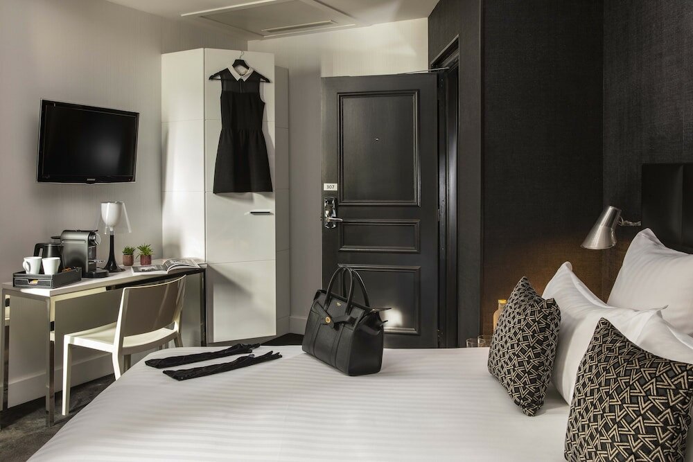 Фото First Hotel Paris Tour Eiffel