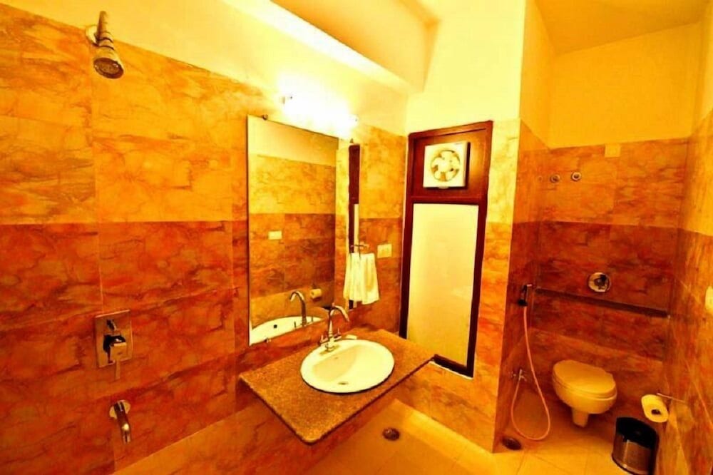 Фото Hotel mukund villas